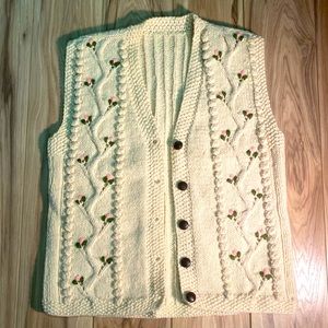 Handmade cable knit sweater vest in Cream